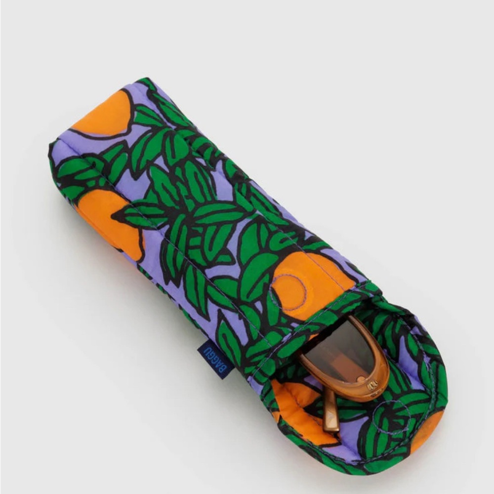 Baggu Puffy Glasses Sleeve - Orange Tree Periwinkle